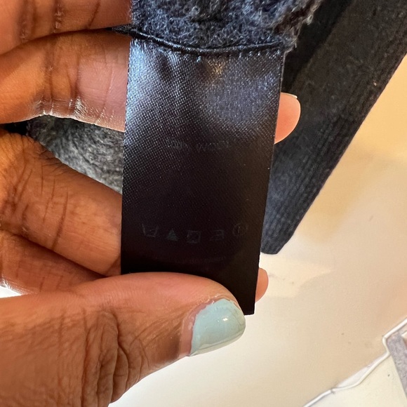 Fenn wright mason women large gray wool front zipper sweater… - Picture 6 of 6